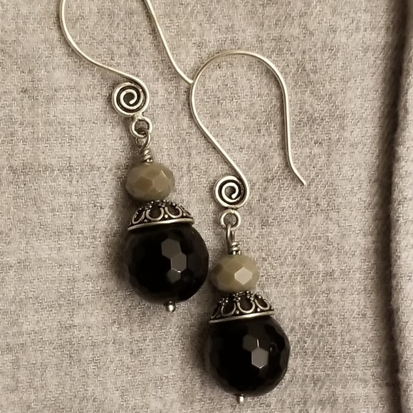 HANDMADE Beautiful Black Drop Necklace!! - Picture 7 of 7